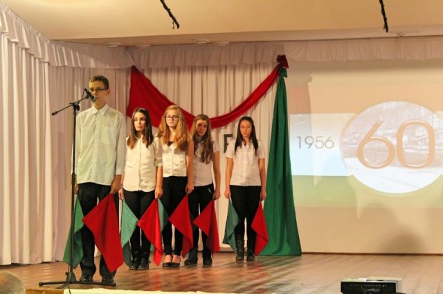 Október 23